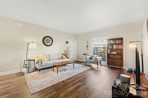 e-5925 Quail Hollow Rd, Charlotte, NC, 28210-5001 | Card Image