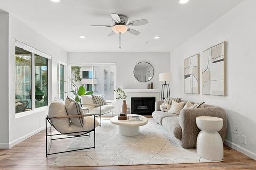 384-5645 Friars, San Diego, CA, 92110 | Card Image