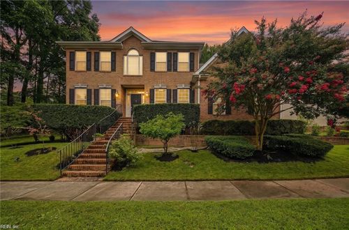 105 Meredith Way, Williamsburg, VA, 23185-2605 | Card Image