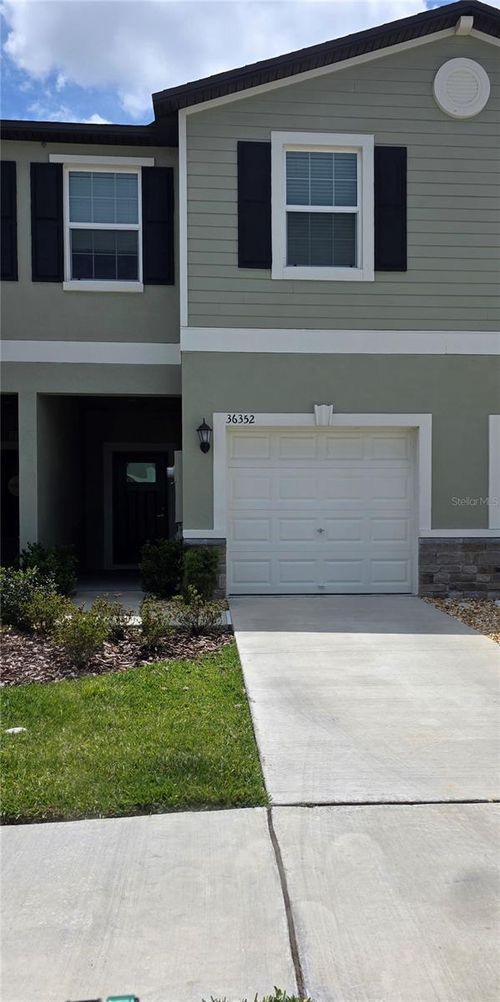36352 Well Hill Way, ZEPHYRHILLS, FL, 33541-4843 | Card Image