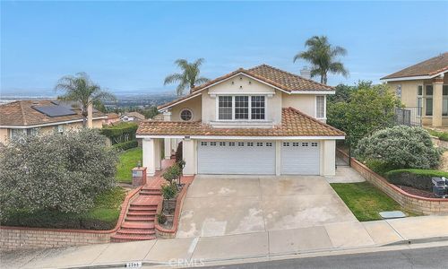 2395 Wandering Ridge Dr, Chino Hills, CA, 91709-3549 | Card Image