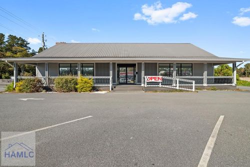 723 N 1st St, Jesup, GA, 31545-1619 | Card Image