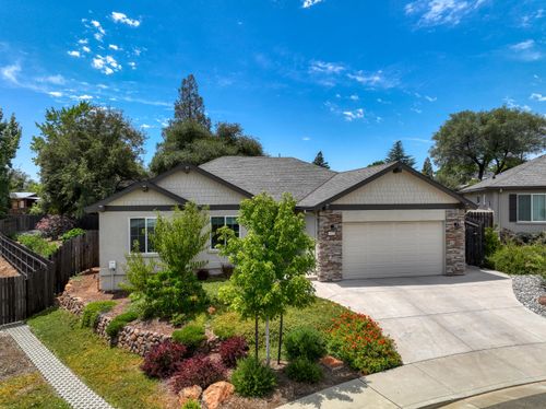 1175 Sunny Creek Ct, Auburn, CA, 95603-3072 | Card Image