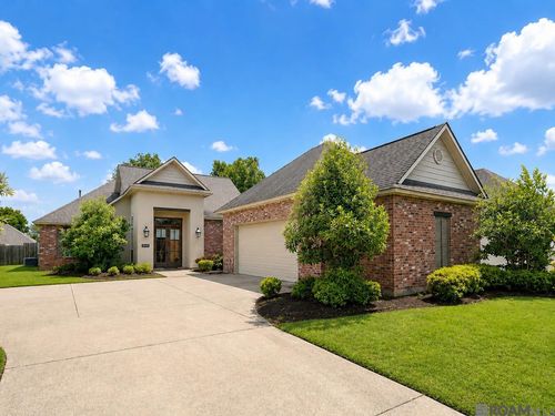 37464 Cypress Hollow Ave, Prairieville, LA, 70769-4445 | Card Image