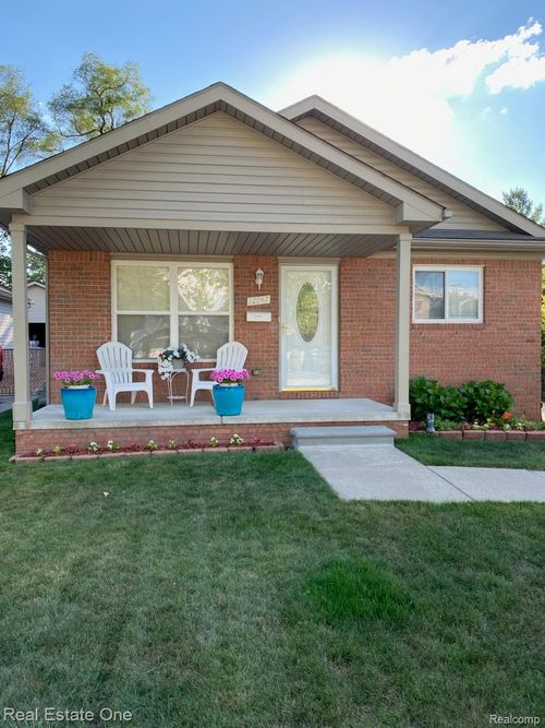 12147 Rockland, Redford, MI, 48239-2512 | Card Image