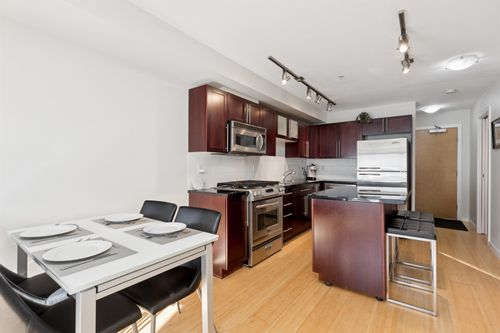311-122 E 3rd St, North Vancouver, BC, V7L1E6 | Card Image