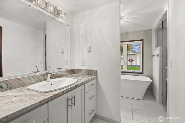 Main Bath | Image 19