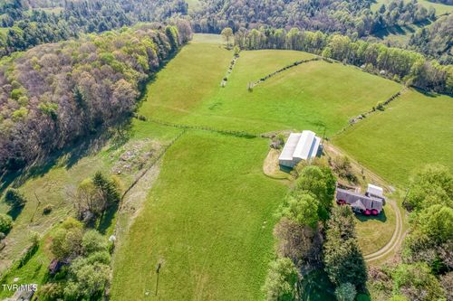 1602 Winchester Rd, Shady Valley, TN, 37688-5135 | Card Image