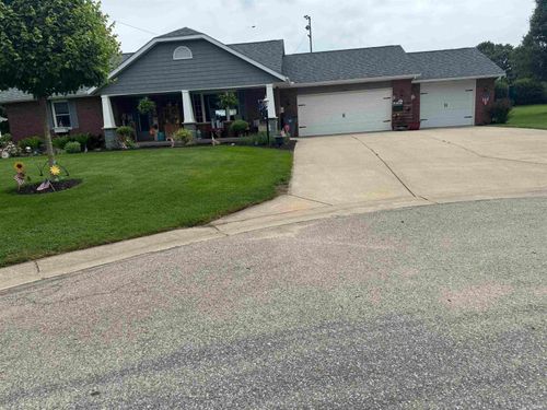 203 Eugene Drive, Middlebury, IN, 46540-8405 | Card Image