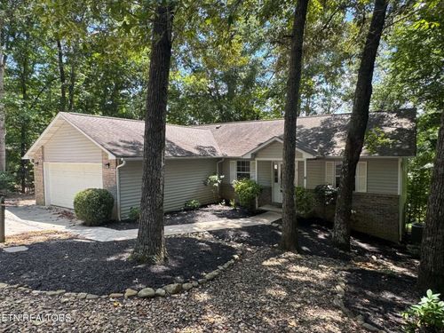 219 Daleyuhski Ln, Loudon, TN, 37774-2542 | Card Image