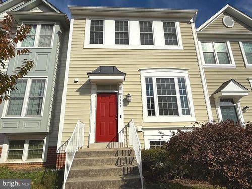 3362 Nadia Loop, WOODBRIDGE, VA, 22193-5936 | Card Image