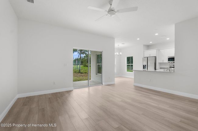 12331 Fulmar Rd, House other with 3 bedrooms, 2 bathrooms and null parking in WEEKI WACHEE FL | Image 11