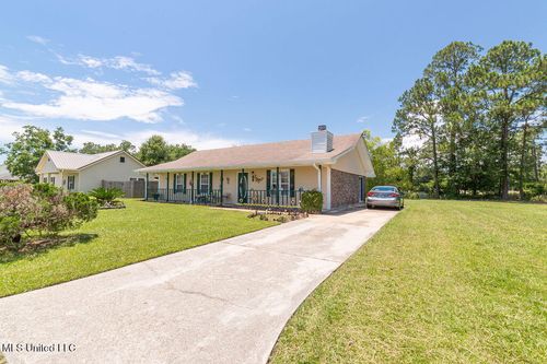 103 Spanish Cv, Waveland, MS, 39576-2535 | Card Image