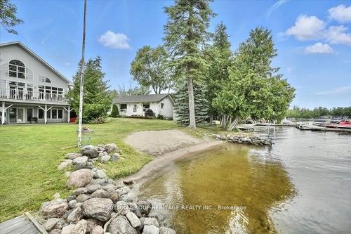 400 Front Street, Kawartha Lakes, ON, K0M1L0 | Card Image