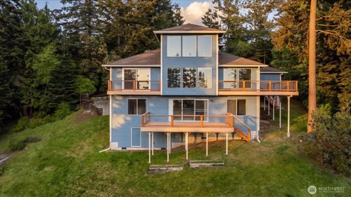 14076 Rosario Rd, Anacortes, WA, 98221-8559 | Card Image