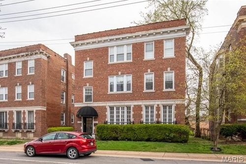 738 Kingsland Avenue, University City, MO, 63130 | Card Image