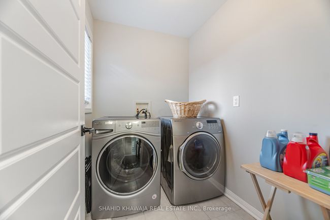 458 Pozbou Cres, House other with 6 bedrooms, 4 bathrooms and 2 parking in Milton ON | Image 34