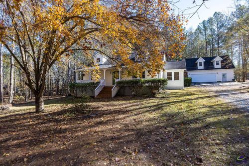 146 Commodore Dr Nw, Milledgeville, GA, 31061-9446 | Card Image