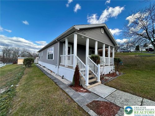 203 Independence Way, Mount Bethel, PA, 18343-5004 | Card Image