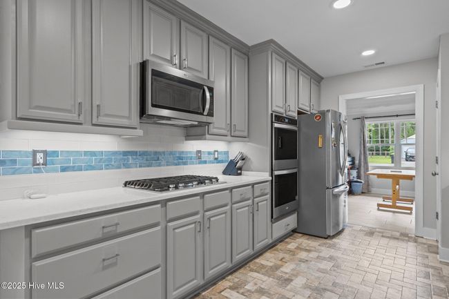 111 Fieldcrest Dr, House other with 4 bedrooms, 3 bathrooms and 4 parking in Hampstead NC | Image 16
