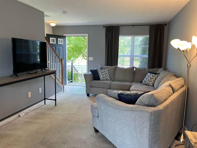725 Lazelle Rd, Condo with 1 bedrooms, 2 bathrooms and null parking in Westerville OH | Image 5