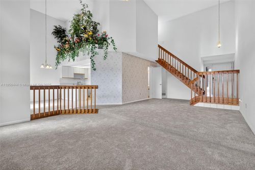 121-1042 Sw 113th Ter, Pembroke Pines, FL, 33025-4371 | Card Image