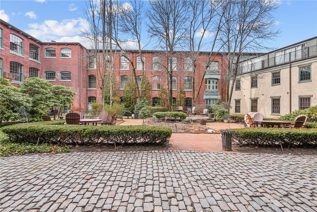 APT-211 - 555 S Water St, Condo with 2 bedrooms, 2 bathrooms and 3 parking in Providence RI | Image 4