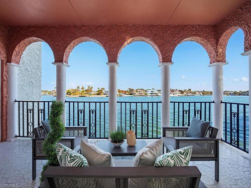 apt-2000-4000 Gulf Shore Blvd N, NAPLES, FL, 34103-2286 | Card Image