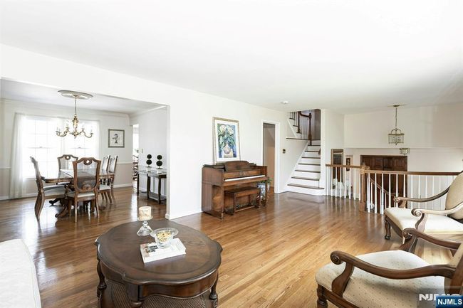 211 Lorraine Dr, House other with 6 bedrooms, 4 bathrooms and null parking in Berkeley Heights NJ | Image 6