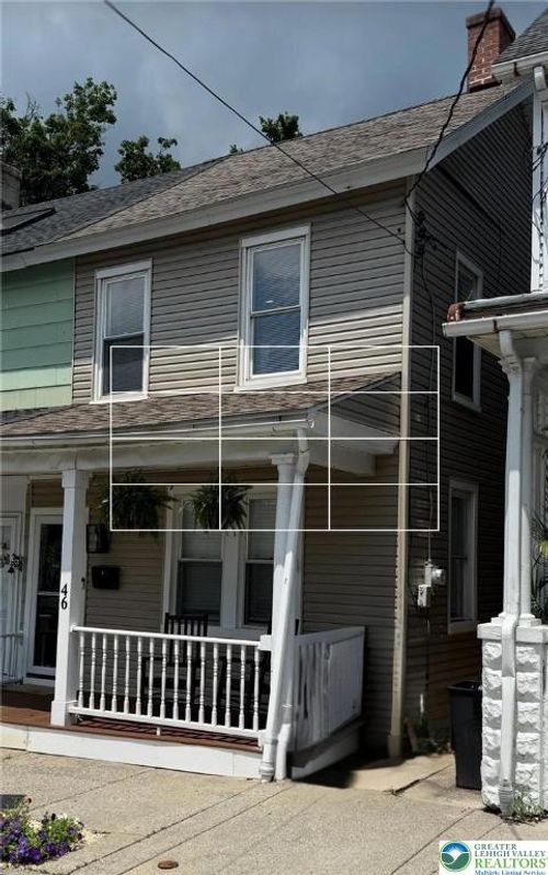46 Dowell St, Slatington, PA, 18080-1409 | Card Image