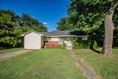 816 Alice St, Denton, TX, 76201-2856 | Card Image