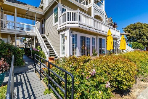 232 E 2nd Street, Benicia, CA, 94510 | Card Image
