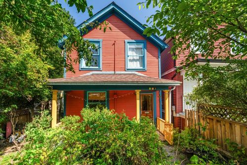 473 E 6th Ave, Vancouver, BC, V5T1K7 | Card Image