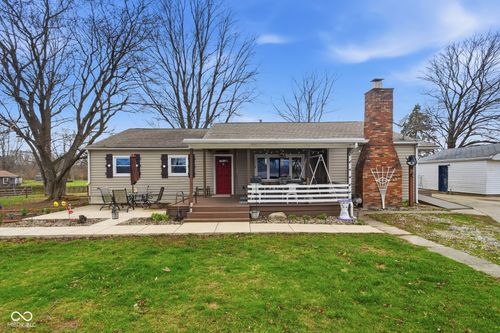 8621 S County Road 800 W, Daleville, IN, 47334-9681 | Card Image