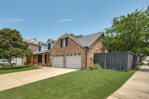 6200 Branchwood Trl, Flower Mound, TX, 75028-2482 | Card Image