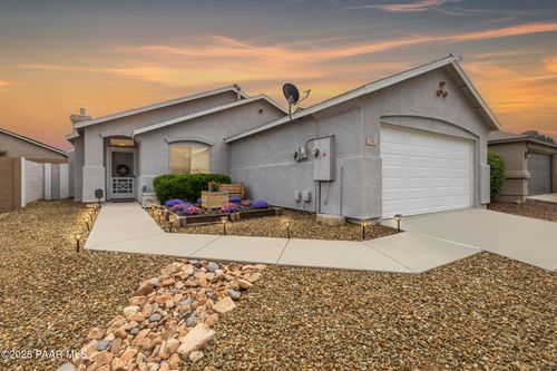 7591 N Knollwood Way, Prescott Valley, AZ, 86315-3046 | Card Image