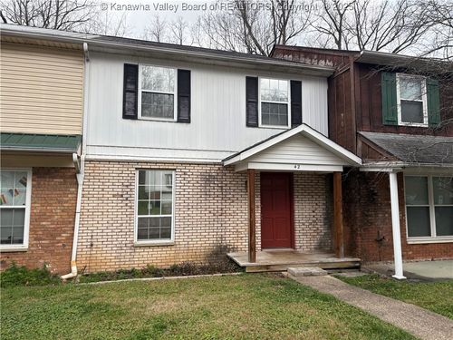 42 Geronimo Dr, Saint Albans, WV, 25177-3367 | Card Image