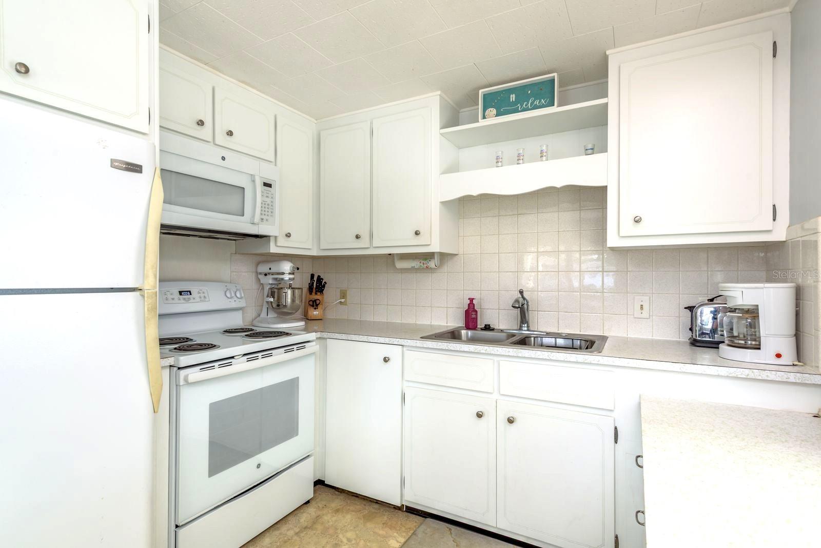 Residential in PALM HARBOR 3