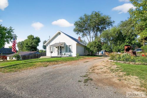 437 N Main St, Malad City, ID, 83252-1155 | Card Image