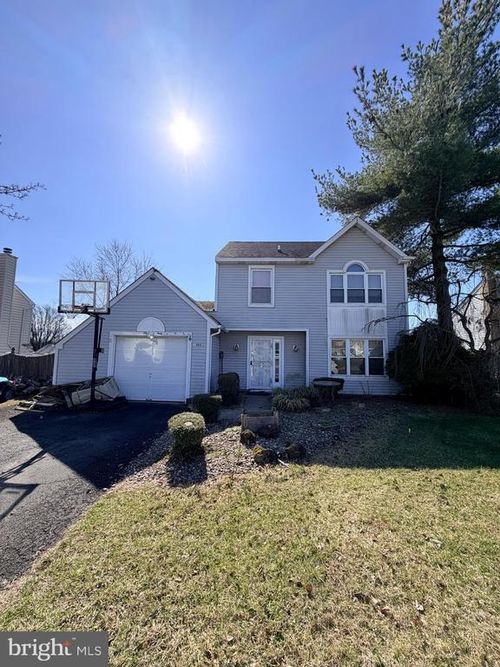 1905 Deerfield Dr, BENSALEM, PA, 19020-4480 | Card Image