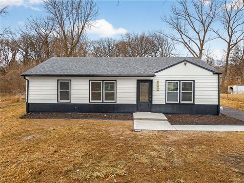 1530 N 61st Ter, Kansas City, KS, 66102-1310 | Card Image