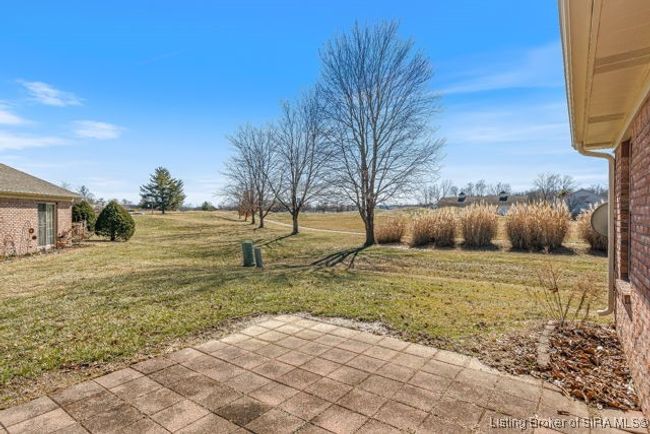 126 Magnolia Dr, Condo with 2 bedrooms, 2 bathrooms and null parking in Scottsburg IN | Image 43