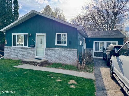 6035 Livingston Drive, Toledo, OH, 43613 | Card Image