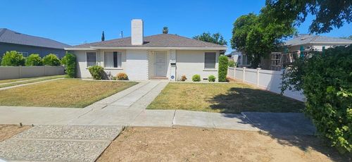 813 Ash Ave, Gustine, CA, 95322-1942 | Card Image