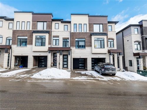 20-314 Equestrian Way Way, Cambridge, ON, N3E0E4 | Card Image