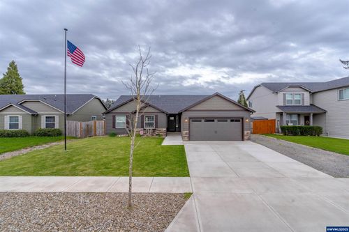 2218 Woodcock Ave, Stayton, OR, 97383-9779 | Card Image