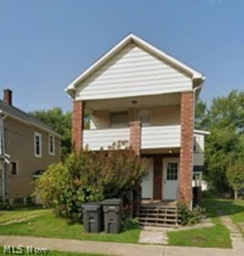 447 Buffalo St, Conneaut, OH, 44030-2411 | Card Image