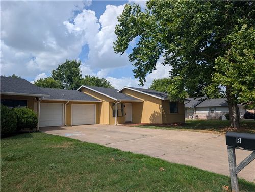 a-2004 Cypress Pl, Springdale, AR, 72762-7655 | Card Image