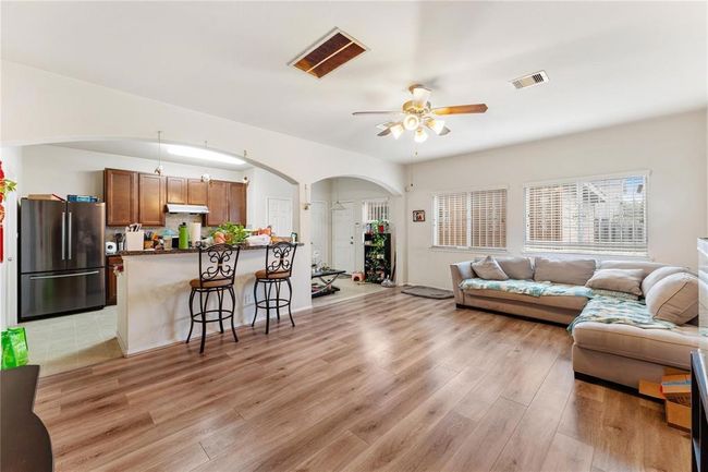 7255 Autumn Sun Dr, House other with 4 bedrooms, 3 bathrooms and 2 parking in Houston TX | Image 9