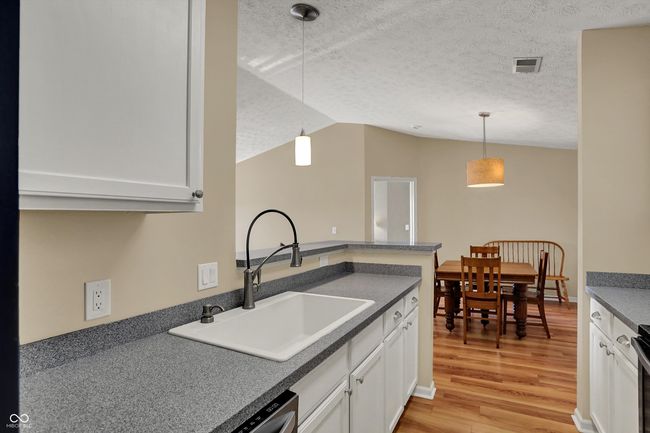 APT-205 - 12588 Tennyson Ln, Condo with 2 bedrooms, 2 bathrooms and null parking in Carmel IN | Image 23